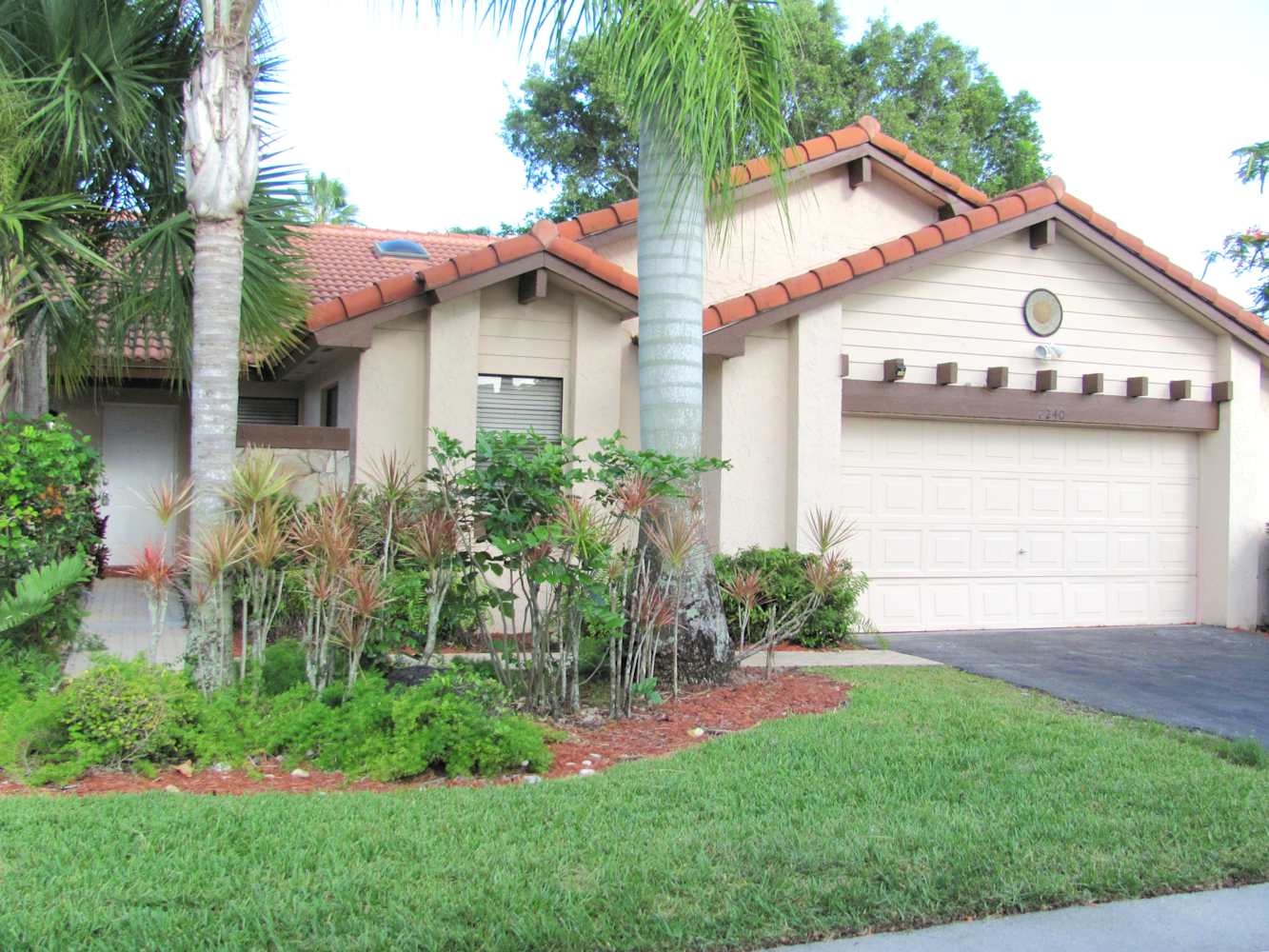 3-Bed House for Rent - 2240 Tallahassee, Weston, FL