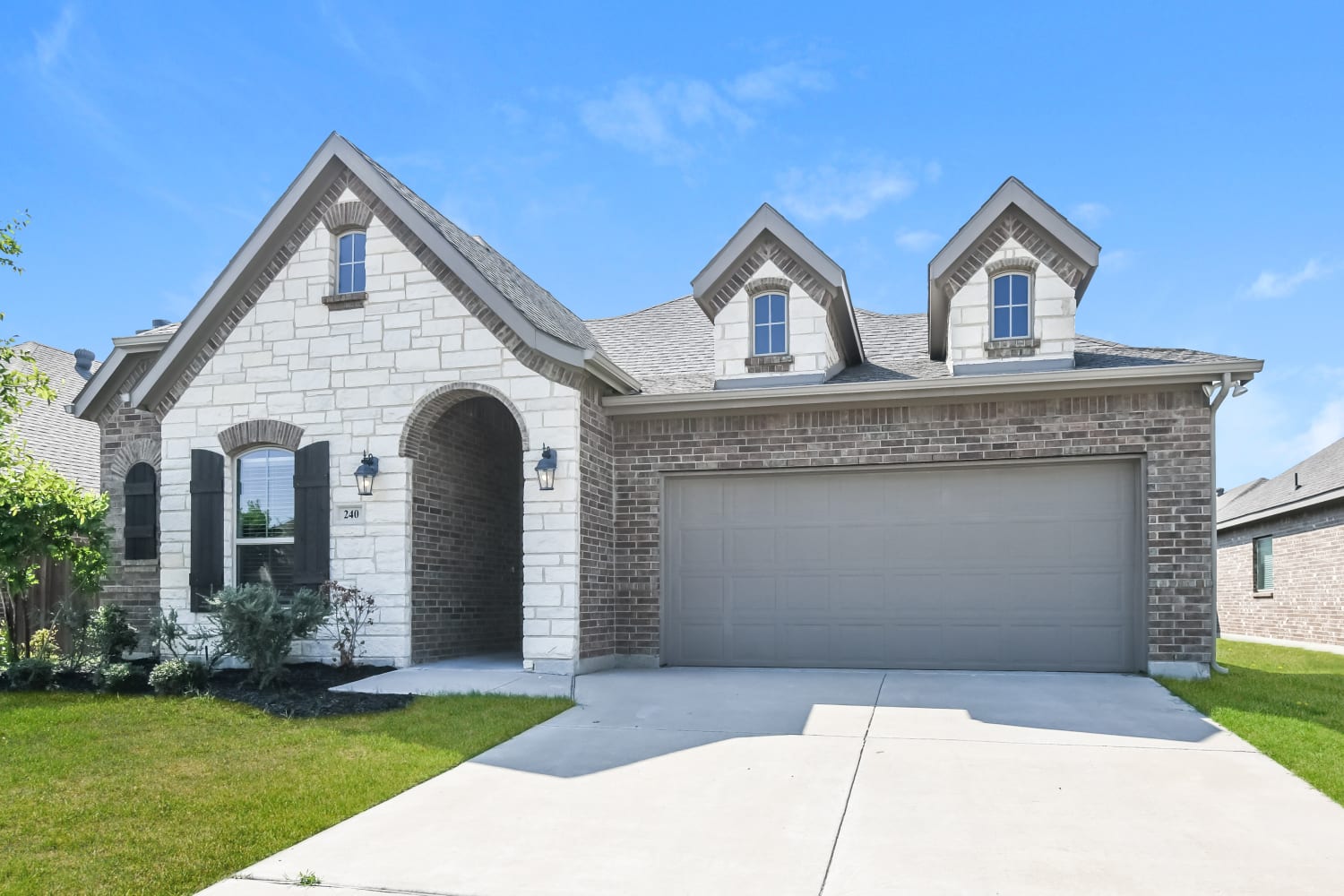 3-Bed House for Rent - 240 Old Settlers Trl, Waxahachie, TX