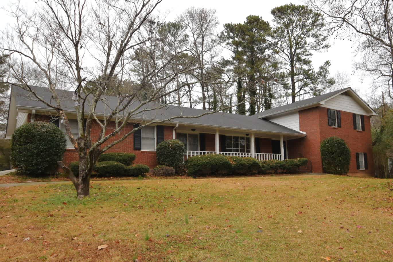 5-Bed Home at 2435 Shipshire Pl, Snellville