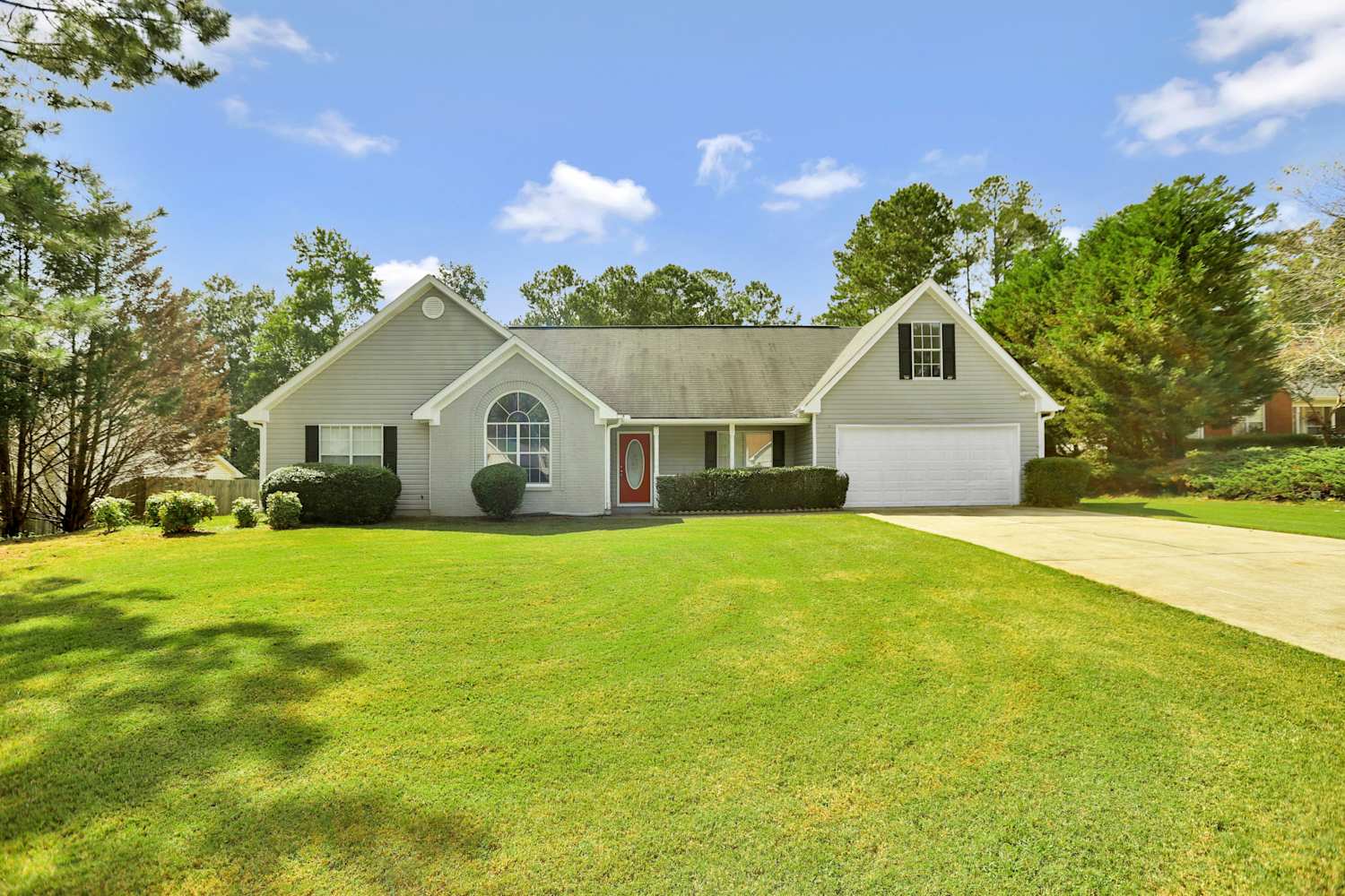5 Bedroom House – 25 Tufts Cir, Covington, GA 30016