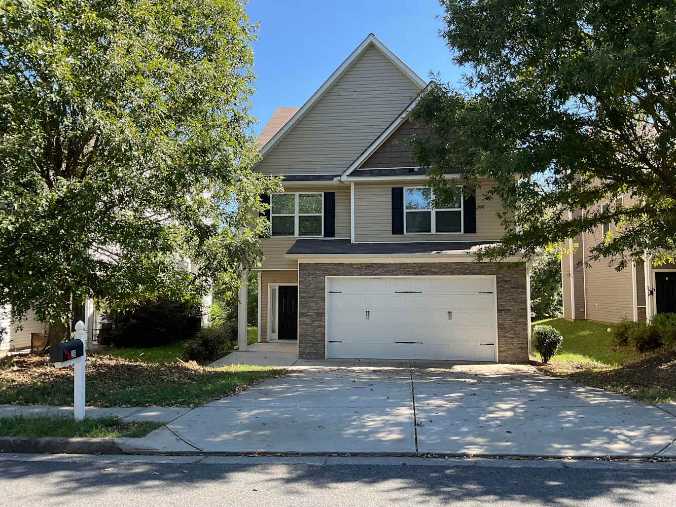 4 Bedroom House – 26 Oakbrook Dr SW, Cartersville, GA 30120
