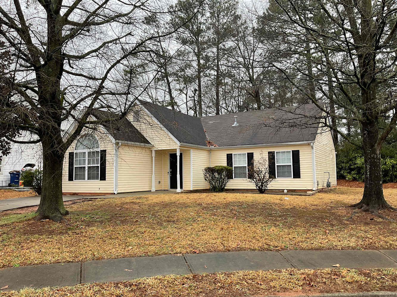 3-Bed House for Rent - 2682 Buena Vista Cir, Gainesville, GA
