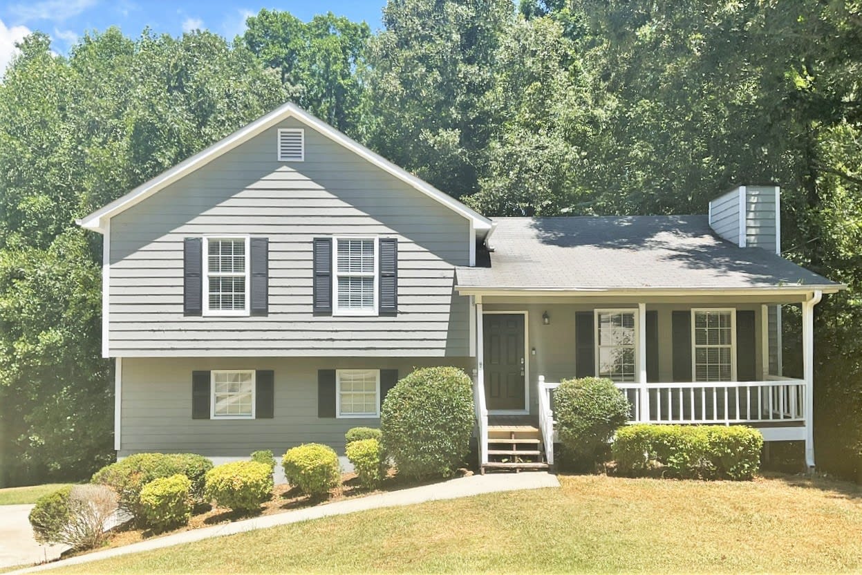 3 Bedroom House – 270 Halehaven Dr, Douglasville, GA 30134