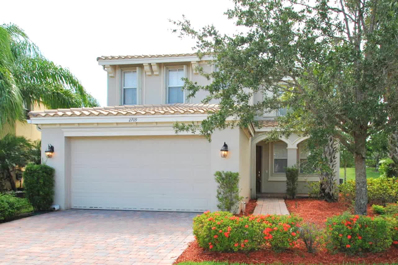 3-Bed Home at 2711 Pienza Cir, Royal Palm Beach
