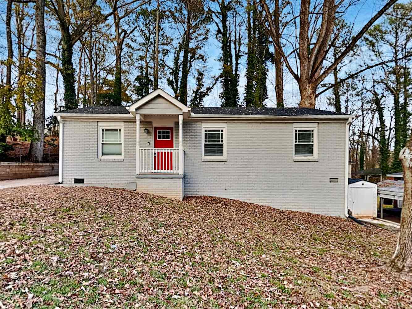 3 Bedroom House – 300 Banberry Dr Se, Atlanta, GA 30315