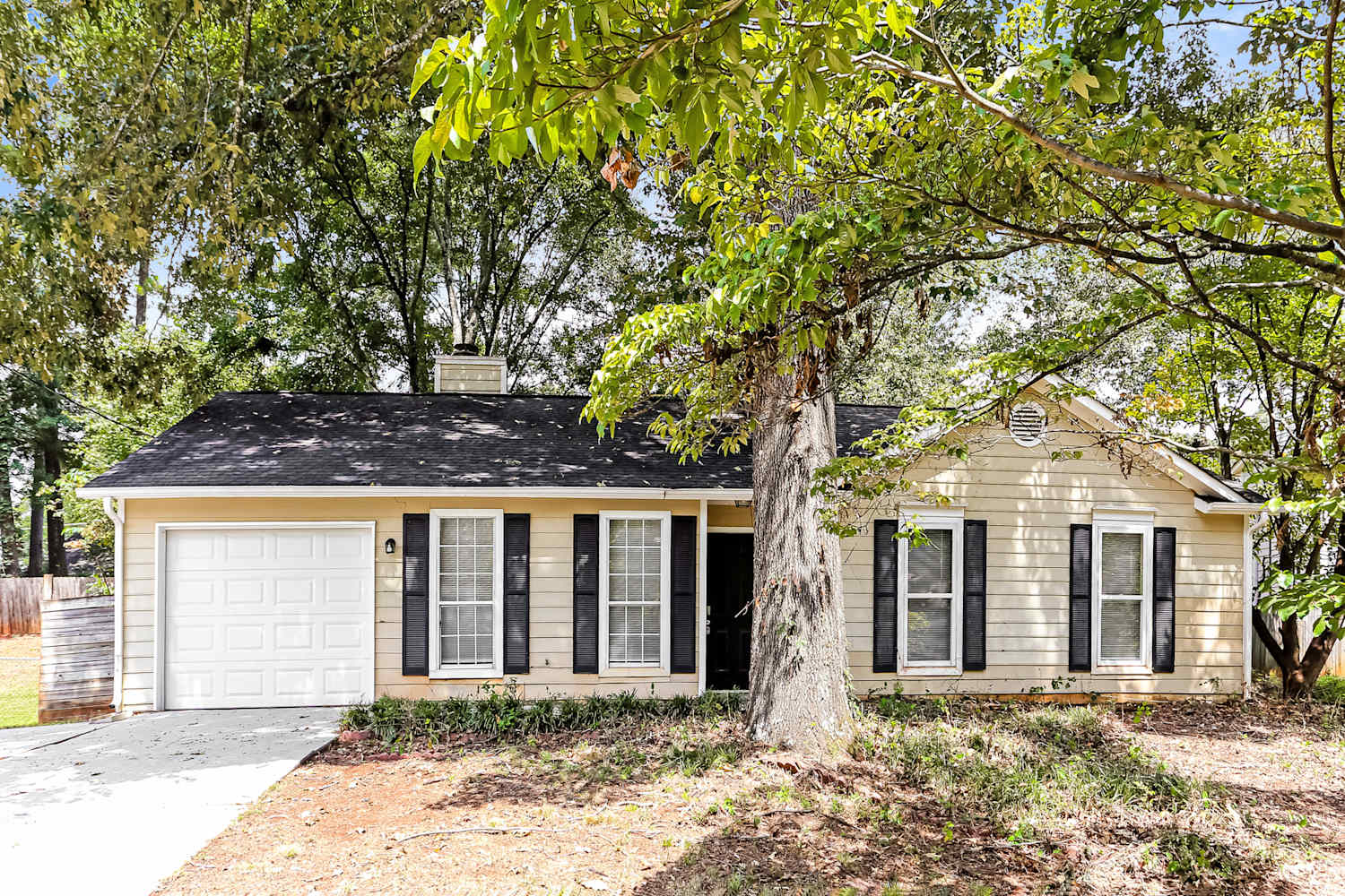 3 Bedroom House – 3041 Park Creek Ct, Lawrenceville, GA 30044