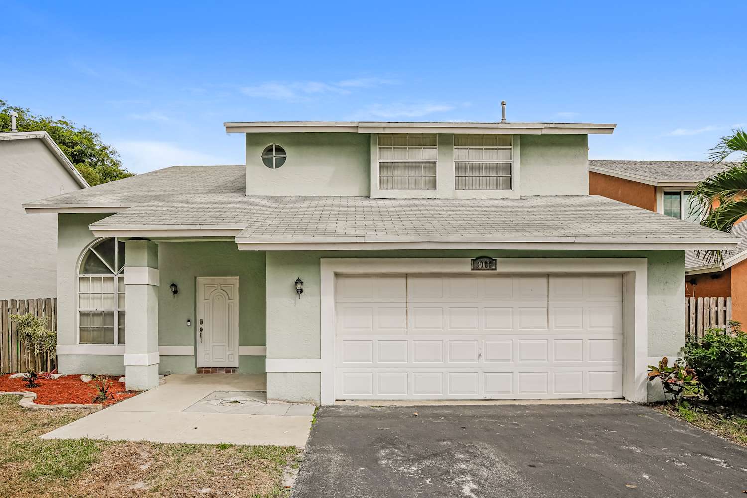 4-Bed Home in null, Sunrise