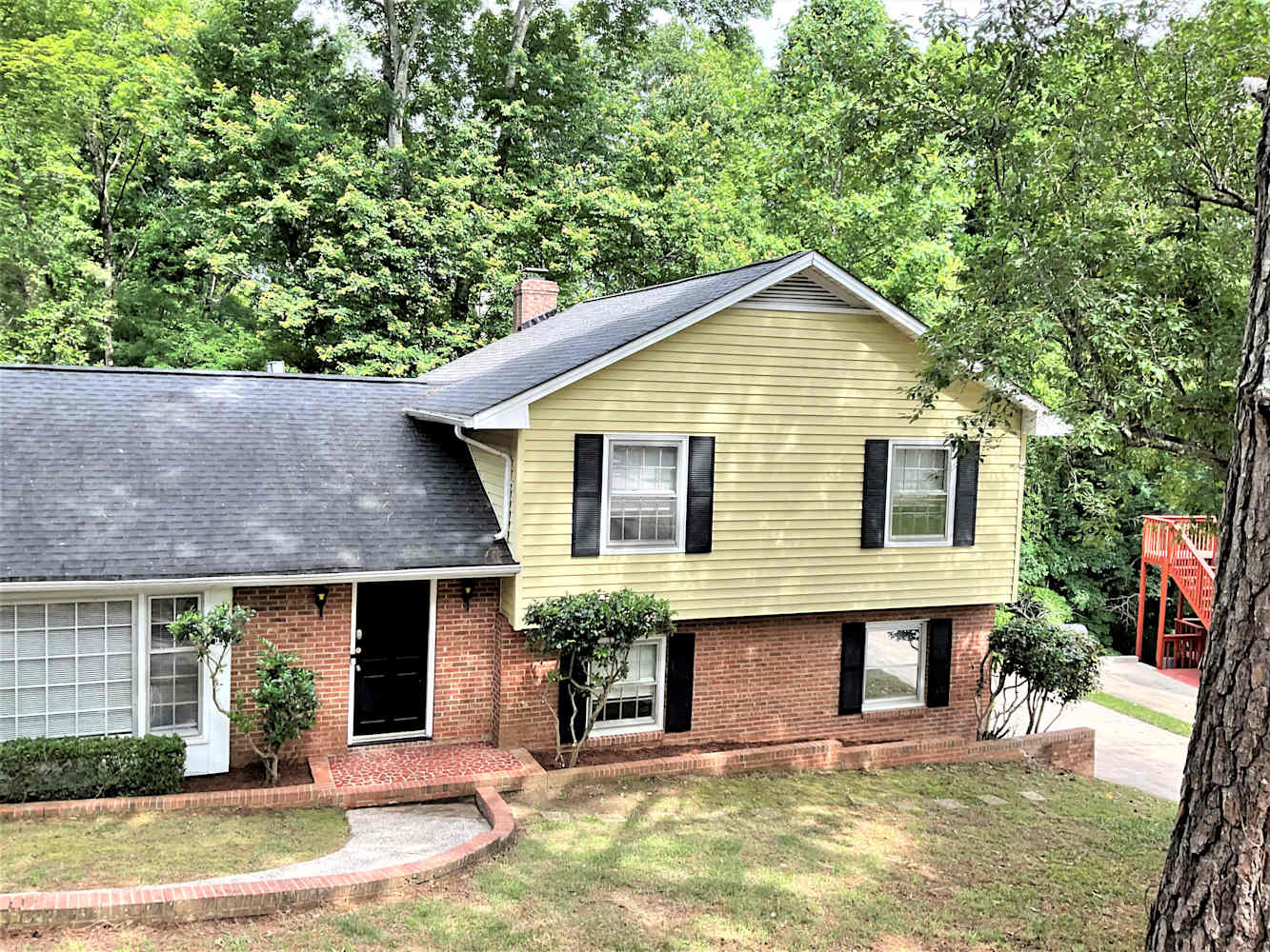 3-Bed Home in null, Charlotte