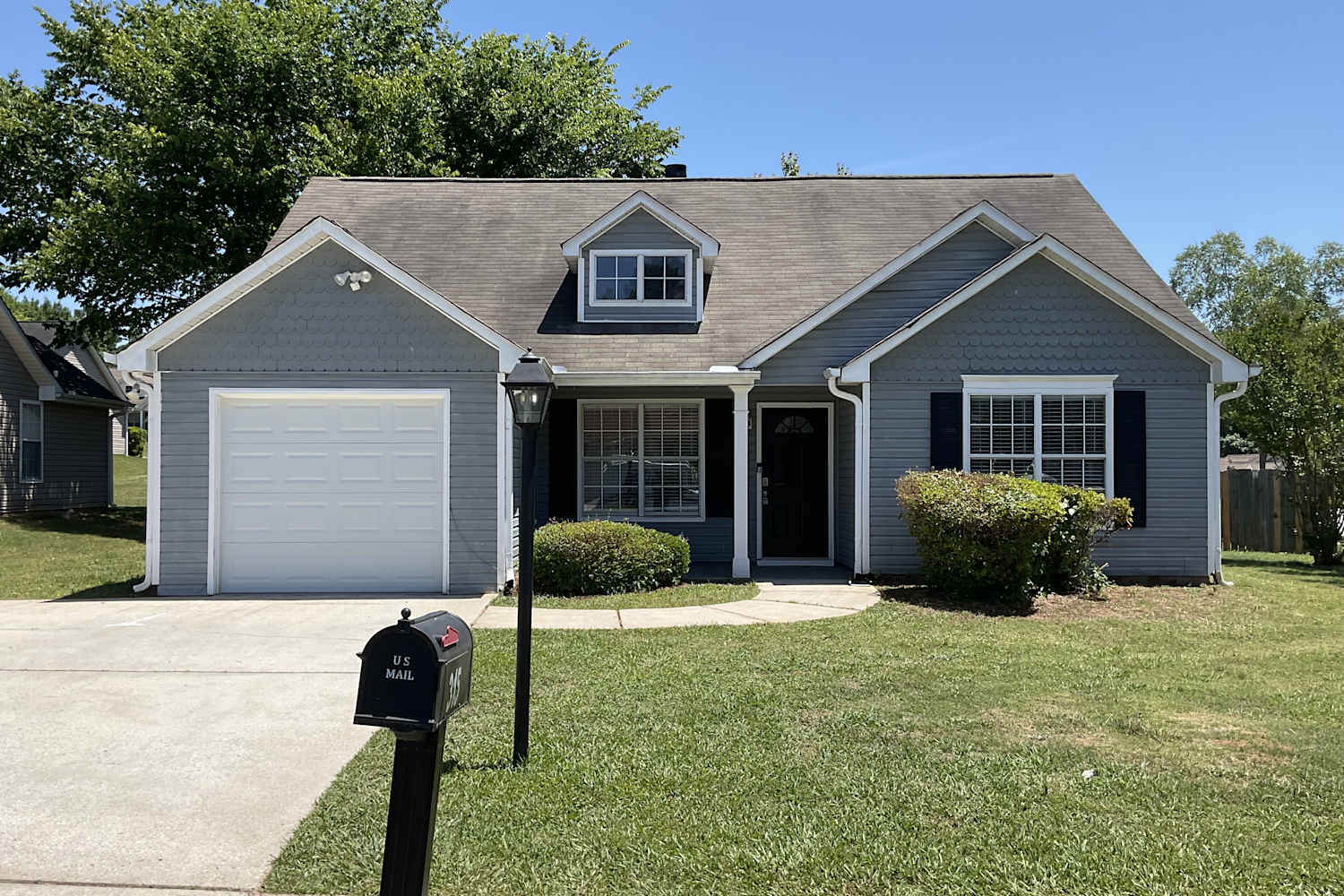 3-Bed House for Rent - 315 Breezy Hill Walk, Stockbridge, GA