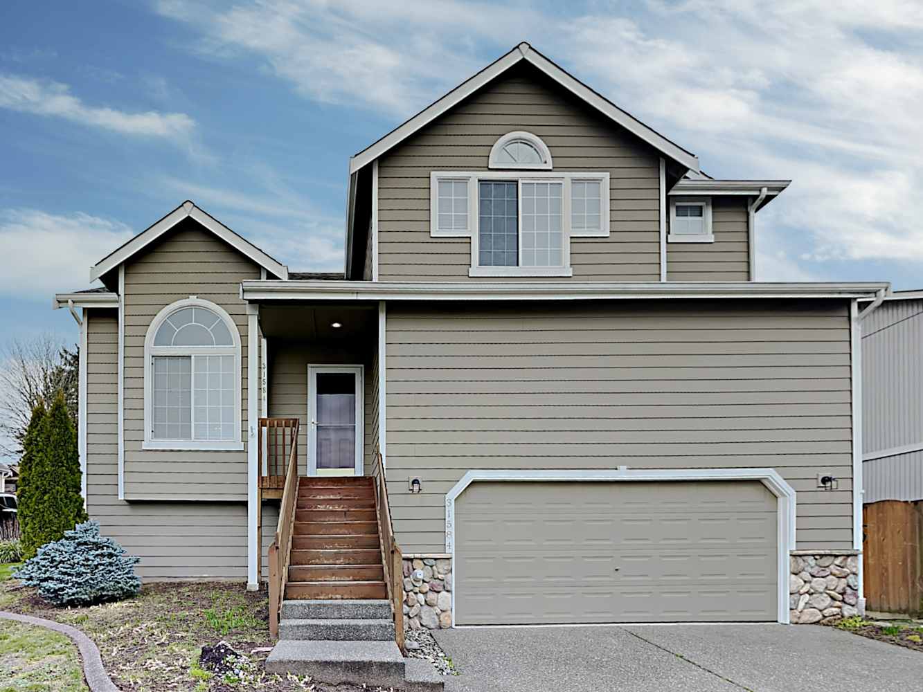 4-Bed Home in null, Auburn