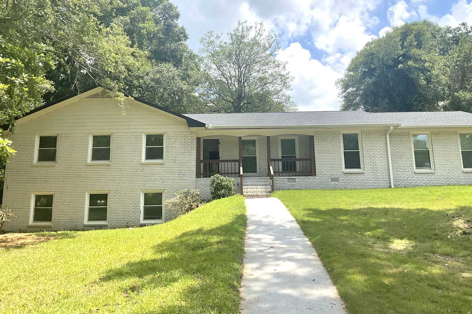 4-Bed House for Rent - 3570 Greentree Farms Dr, Decatur, GA