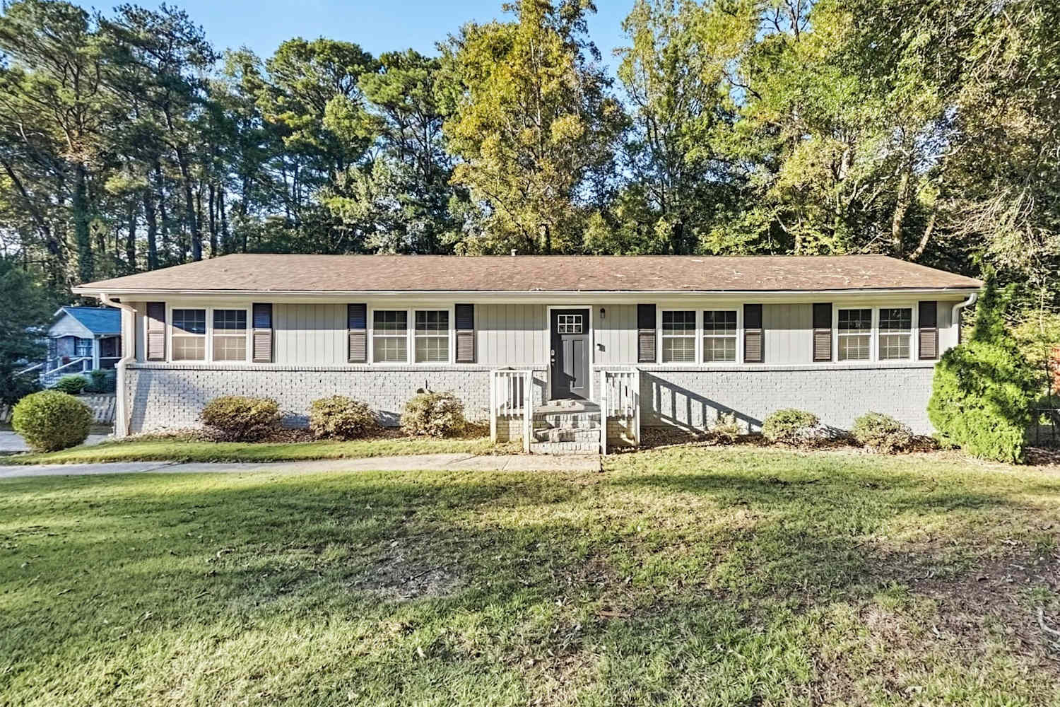5 Bedroom House – 3782 Lake Dr, Smyrna, GA 30082