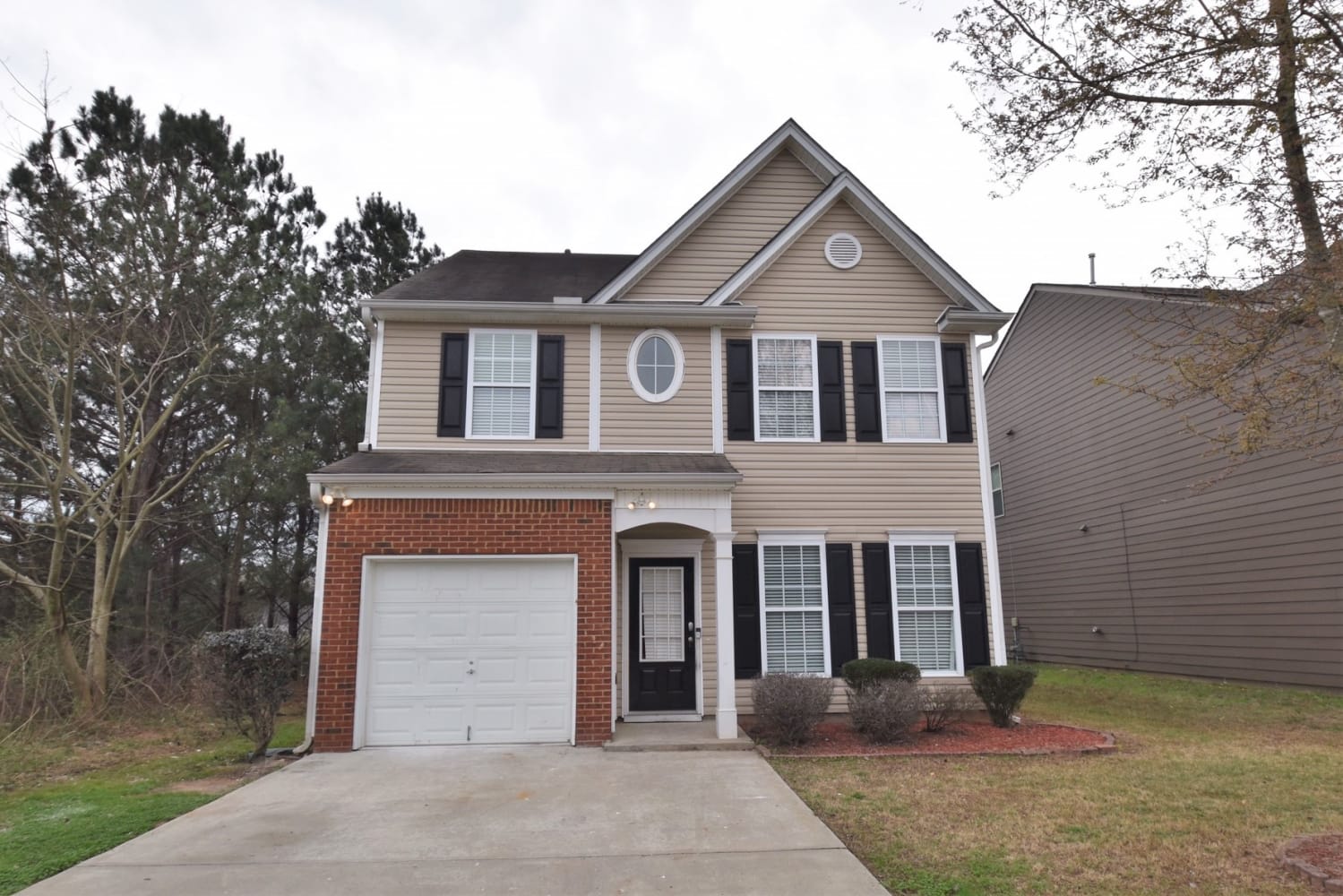 4 Bedroom House – 3808 Shenfield Dr, Union City, GA 30291