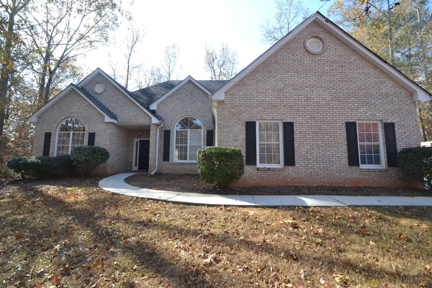 3 Bedroom House – 3865 Carriage Downs Ct, Snellville, GA 30039