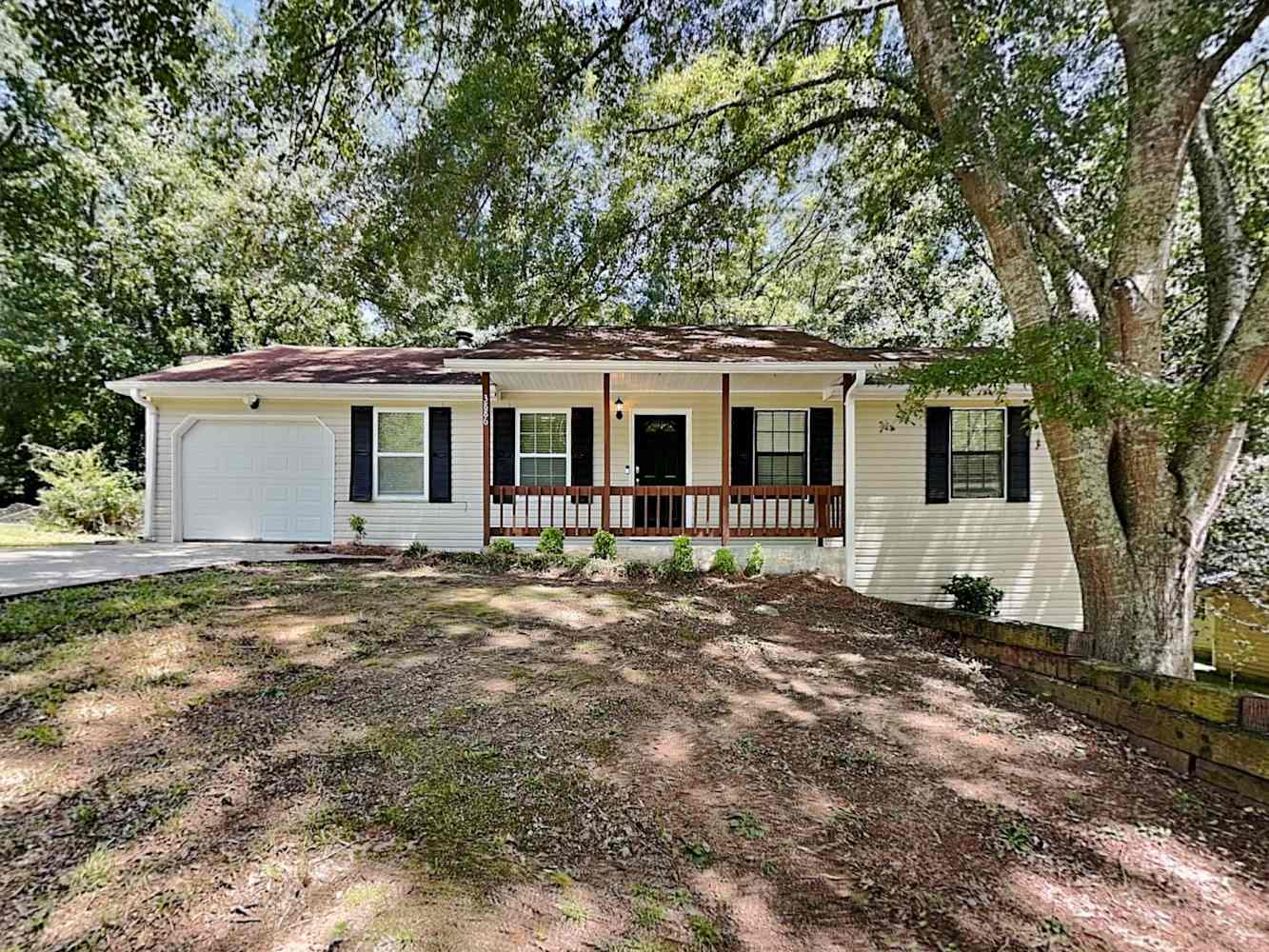 3 Bedroom House – 3886 Daylily Way, Douglasville, GA 30135
