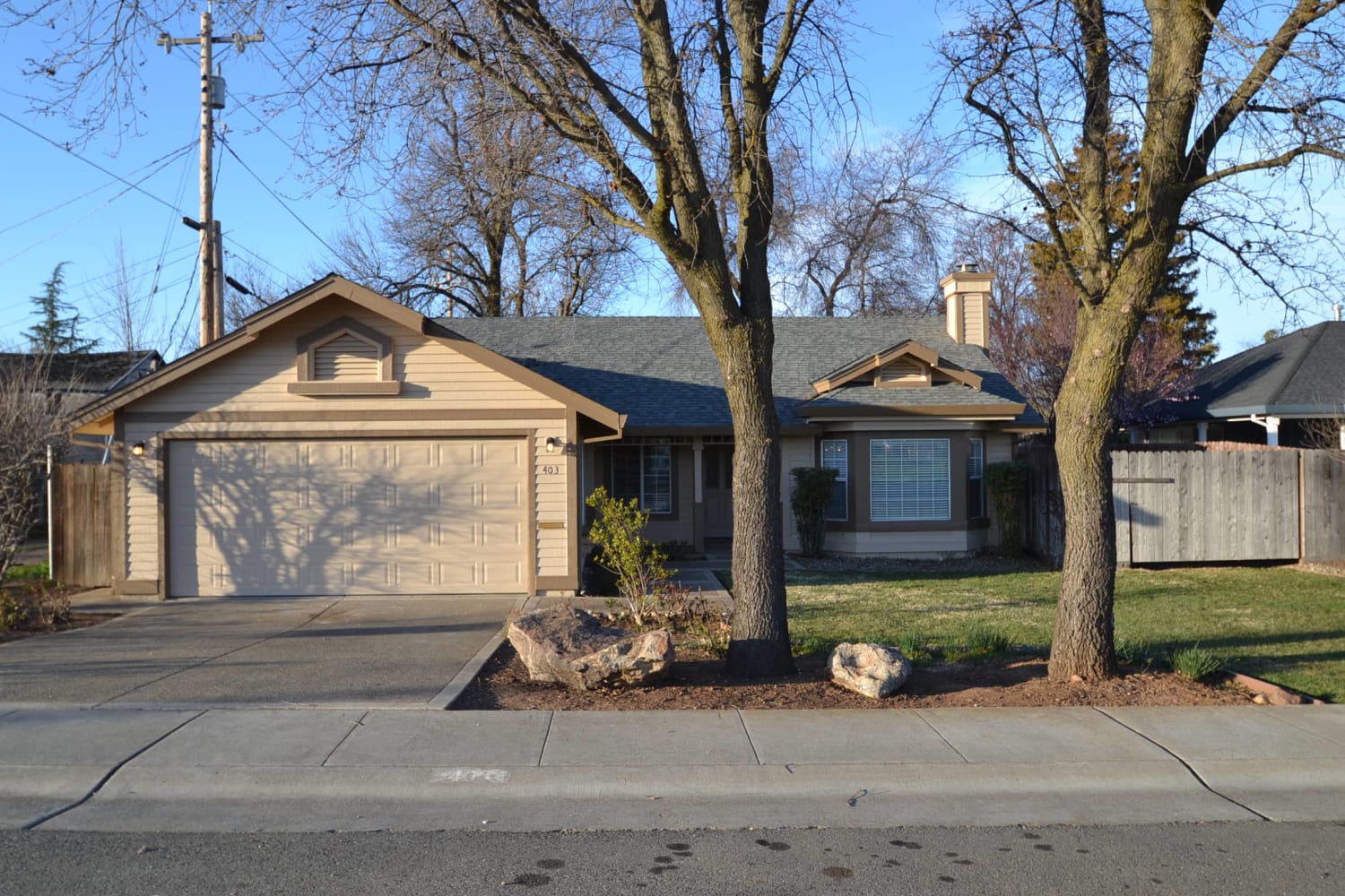 3-Bed House for Rent - 403 1st St, Lincoln, CA