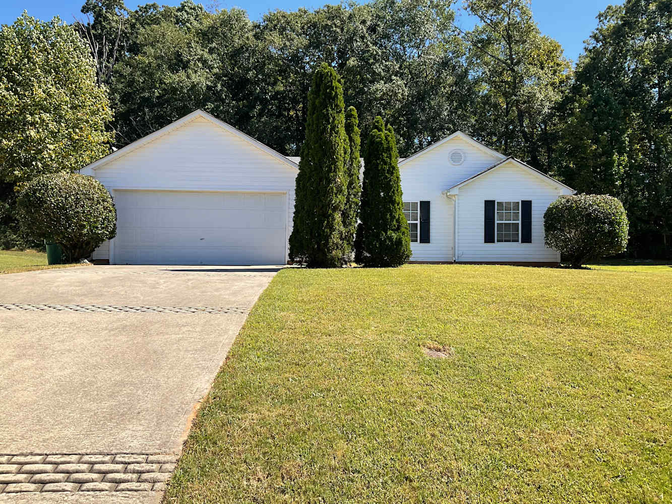 3-Bed Home at 410 Shenandoah Ct, Winder