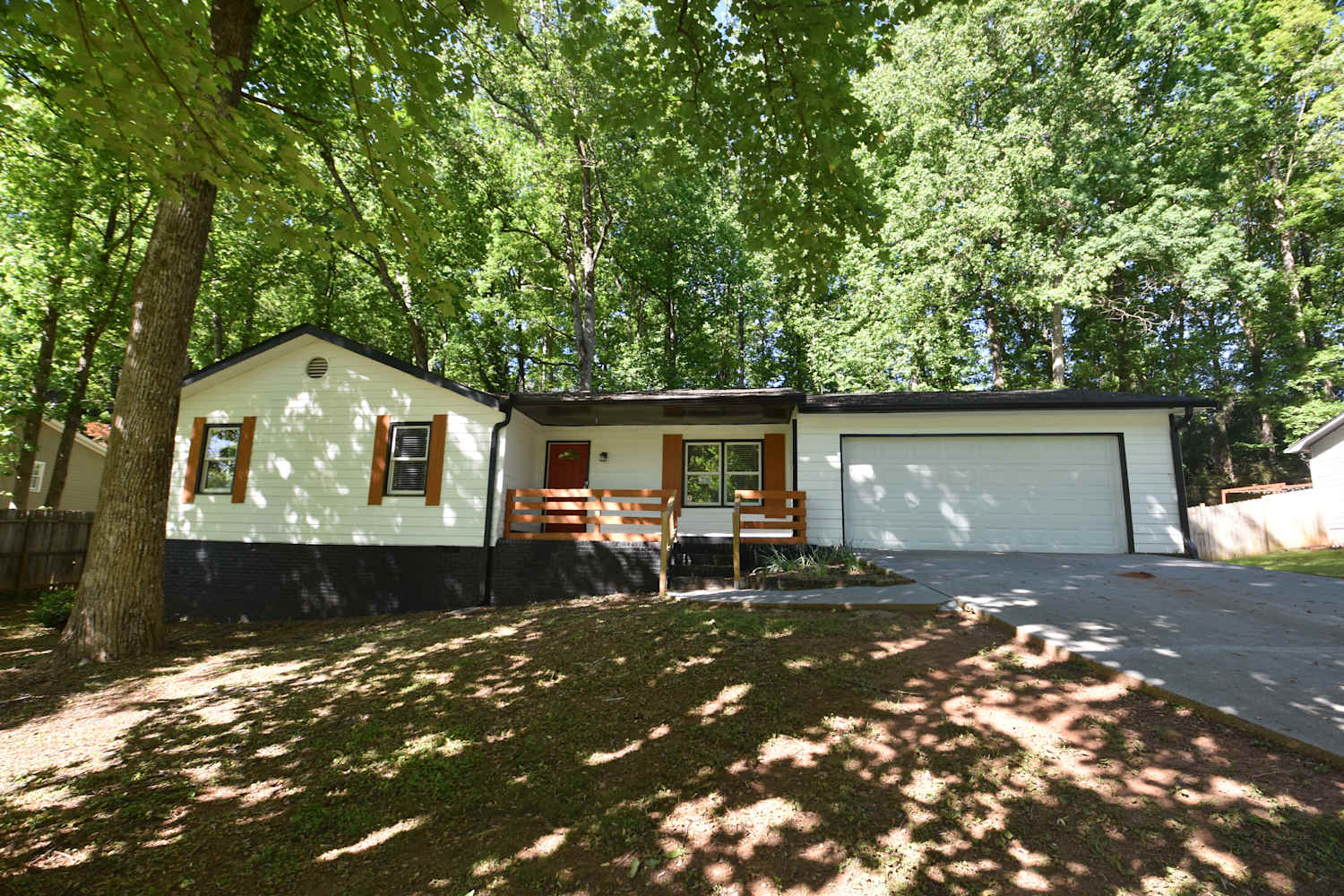 4-Bed House for Rent - 4091 Wrexham Dr, Snellville, GA