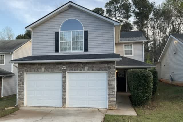 4-Bed Home in null, Douglasville