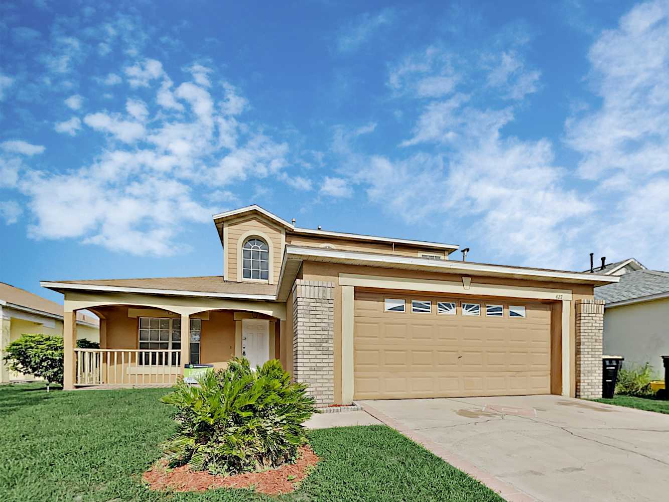3-Bed House for Rent - 427 Symphony Pl, Davenport, FL