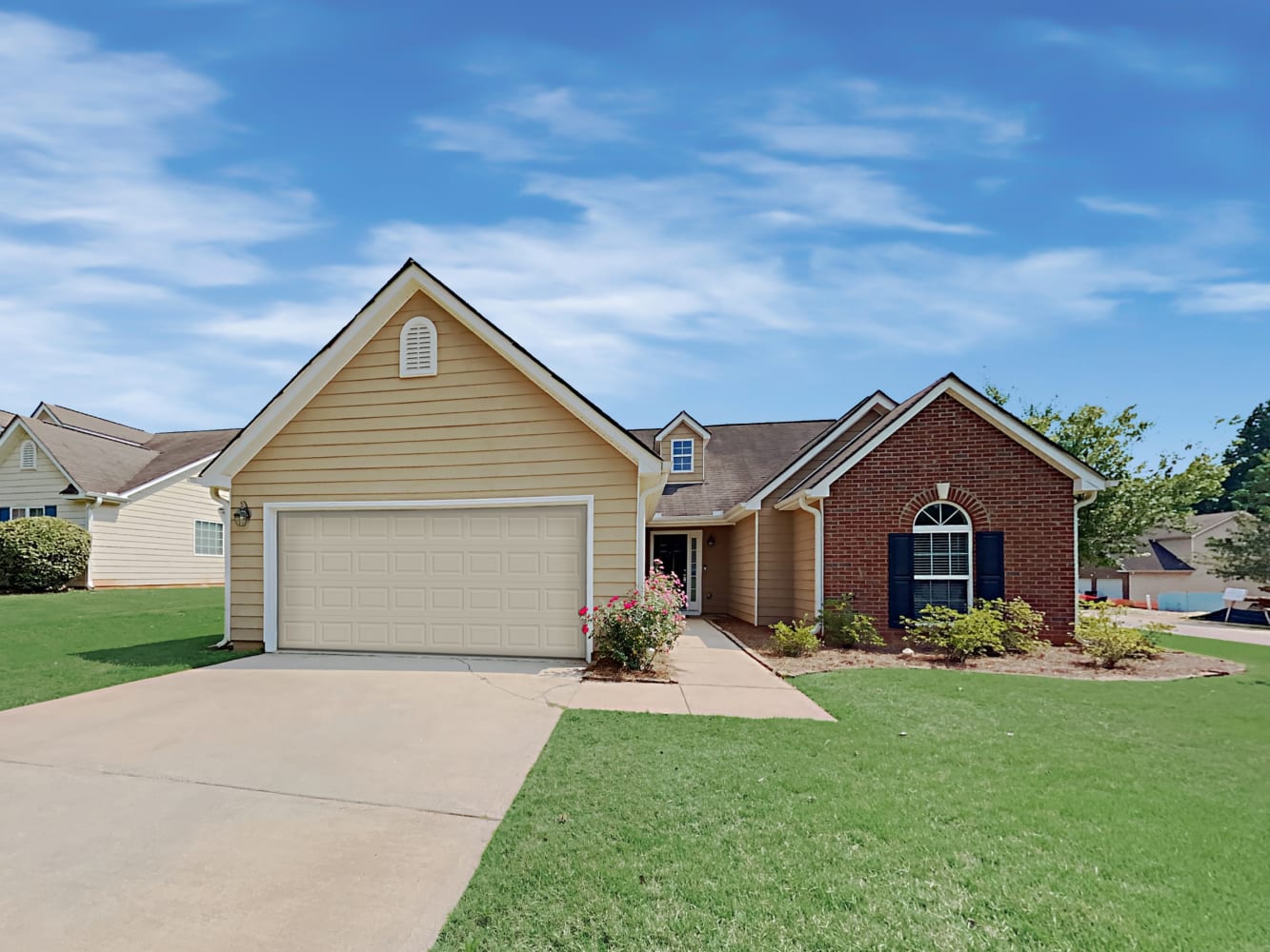 3 Bedroom House – 456 Camella Cir, McDonough, GA 30252