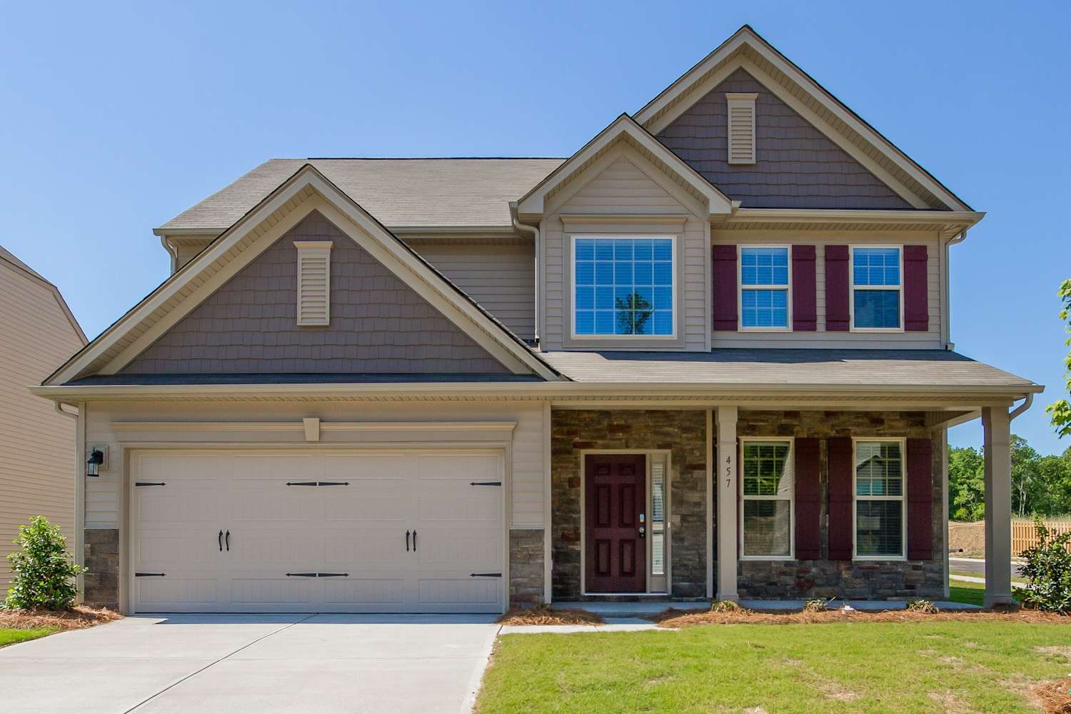 4-Bed Home at 459 Augustus Ln, Mount Holly