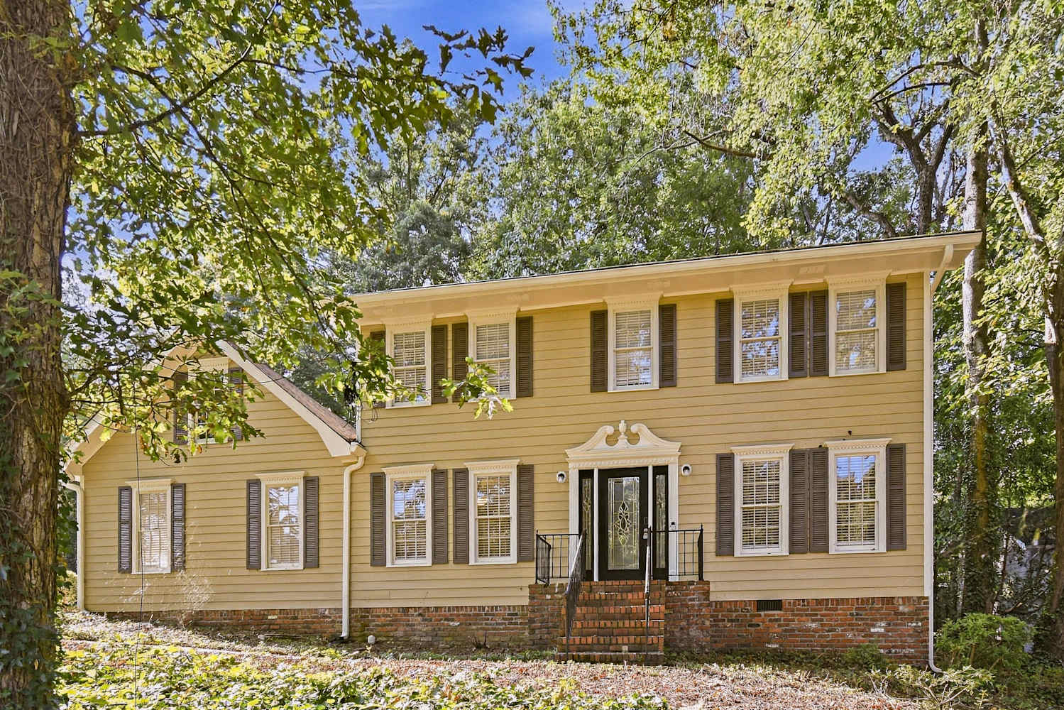 4 Bedroom House – 4640 Mountain Creek Dr NE, Roswell, GA 30075
