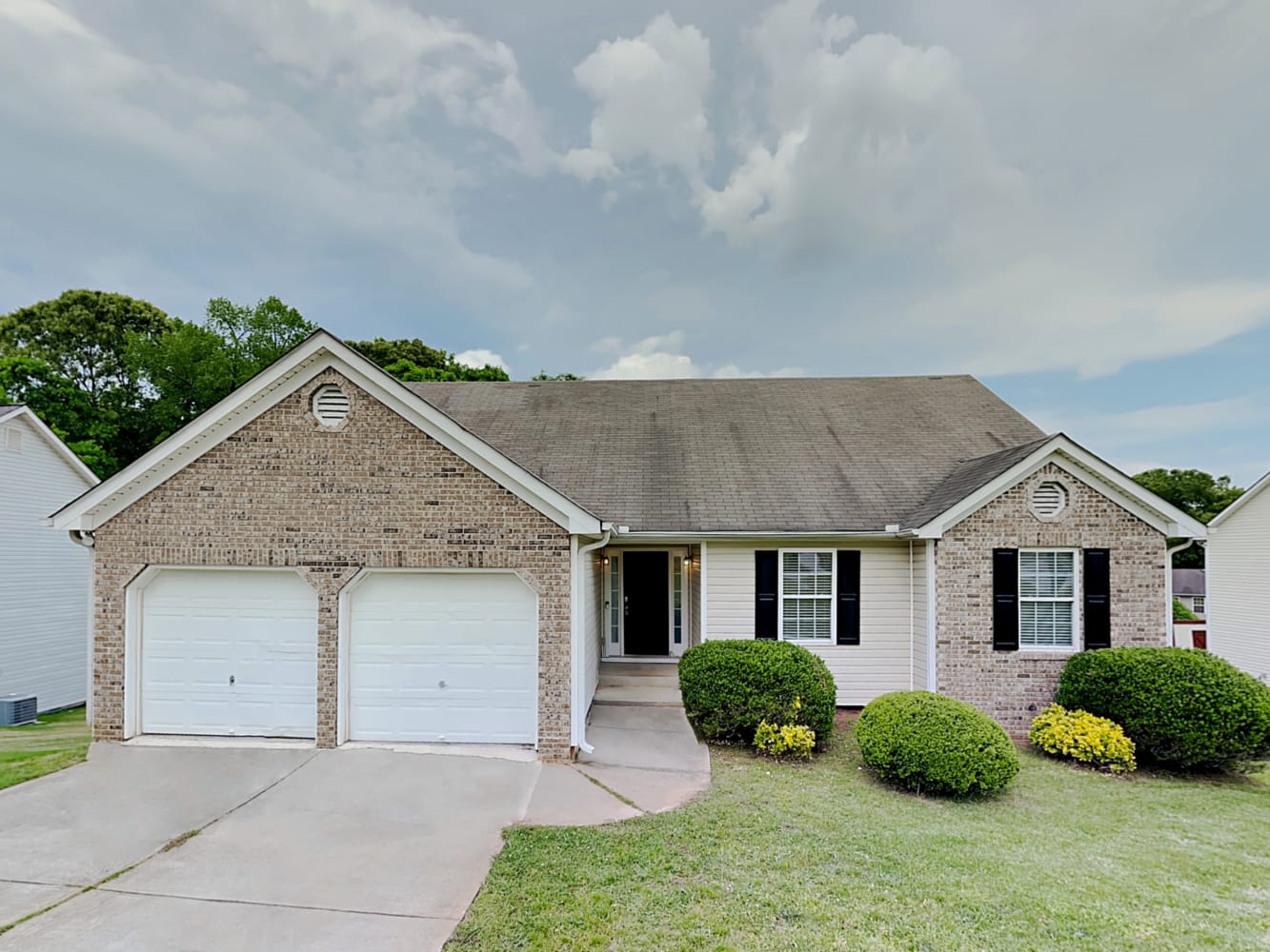 3-Bed House for Rent - 4730 Camelot Dr, Douglasville, GA