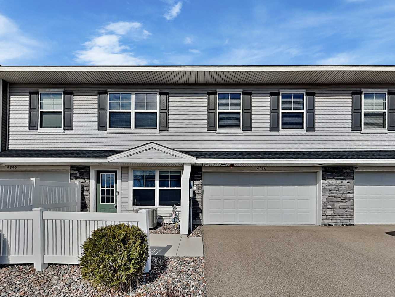 Affordable rental homes in Woodbury, MN