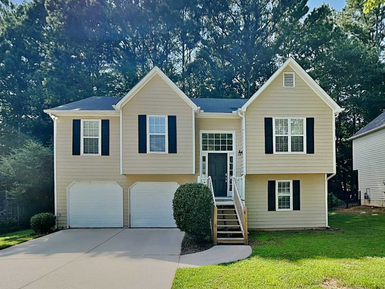 4 Bedroom House – 4949 Lighthouse Pointe, Acworth, GA 30101