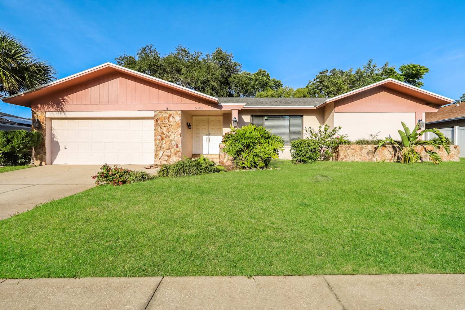 3-Bed House for Rent - 500 Hadley Dr, Palm Harbor, FL