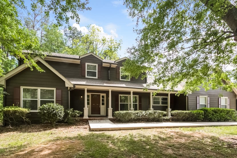 5-Bed House for Rent - 5100 Greentree Trl, College Park, GA