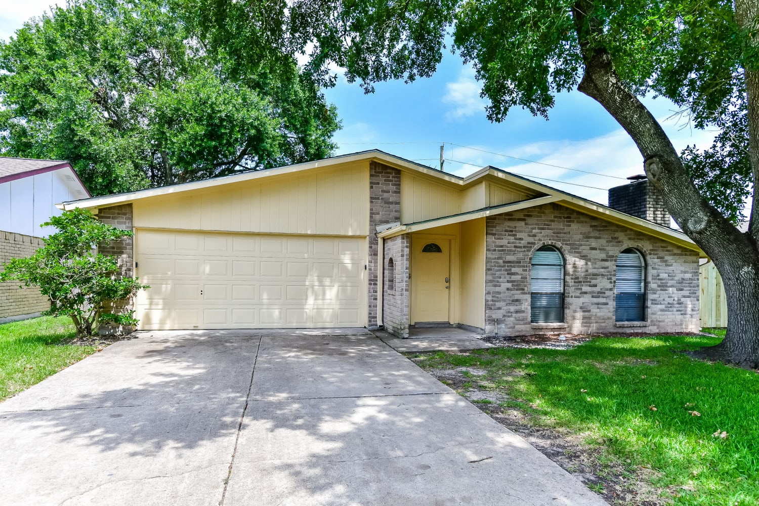 3-Bed House for Rent - 5126 Girnigoe Dr, Houston, TX