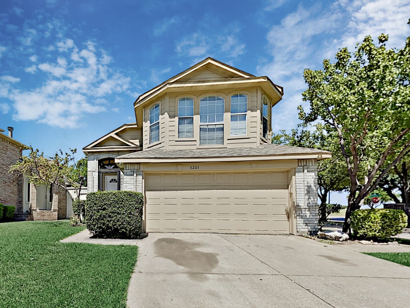 3-Bed House for Rent - 5201 Waltham Ct, Garland, TX