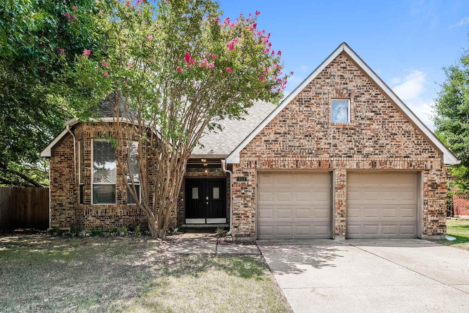 3-Bed House for Rent - 553 Mercer St, Grand Prairie, TX