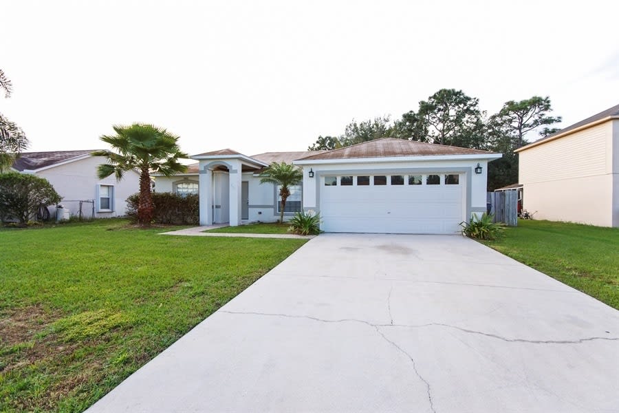3-Bed House for Rent - 575 Eagle Ct, Kissimmee, FL