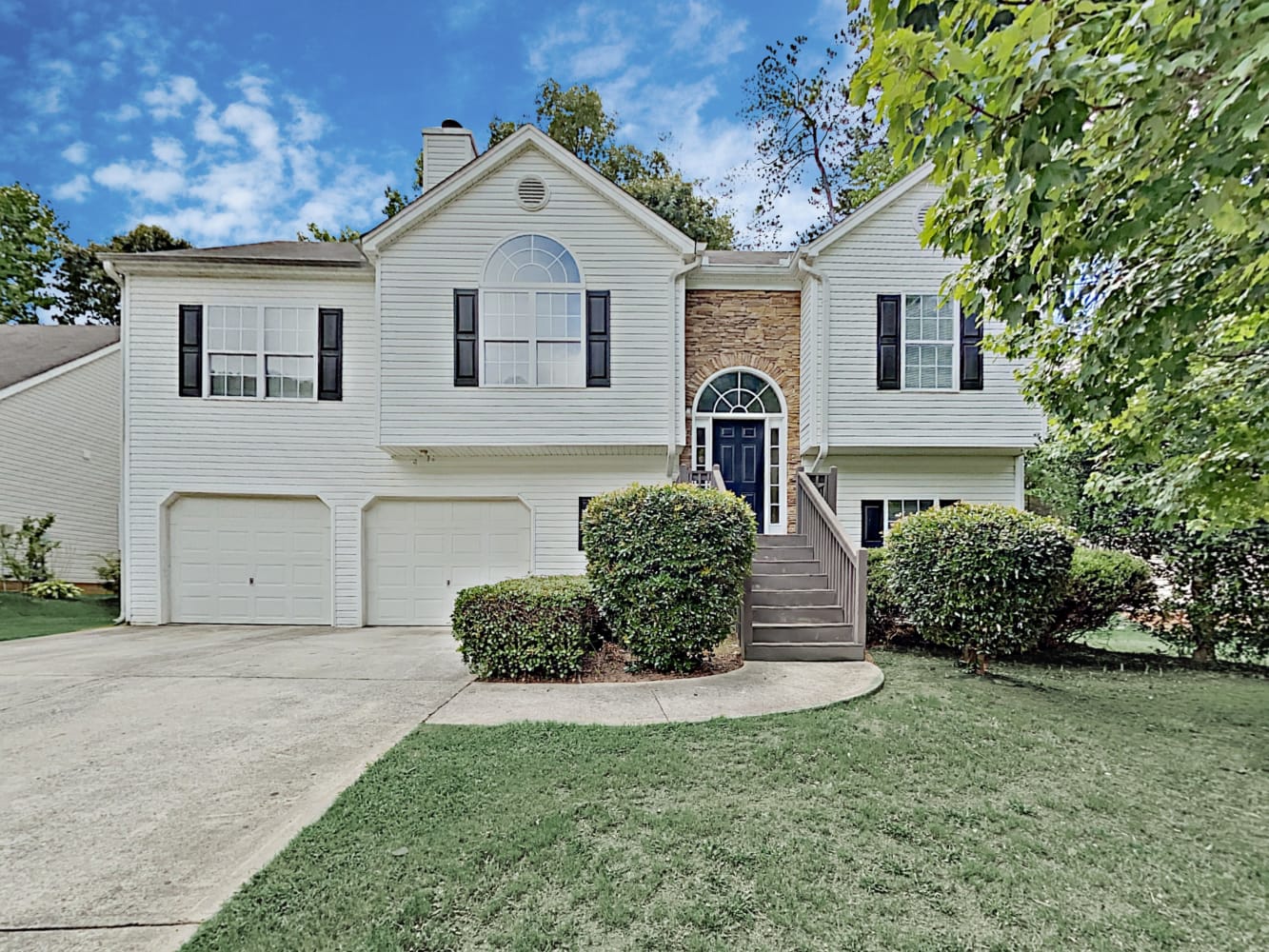 3-Bed House for Rent - 5750 Newnan Cir, Austell, GA