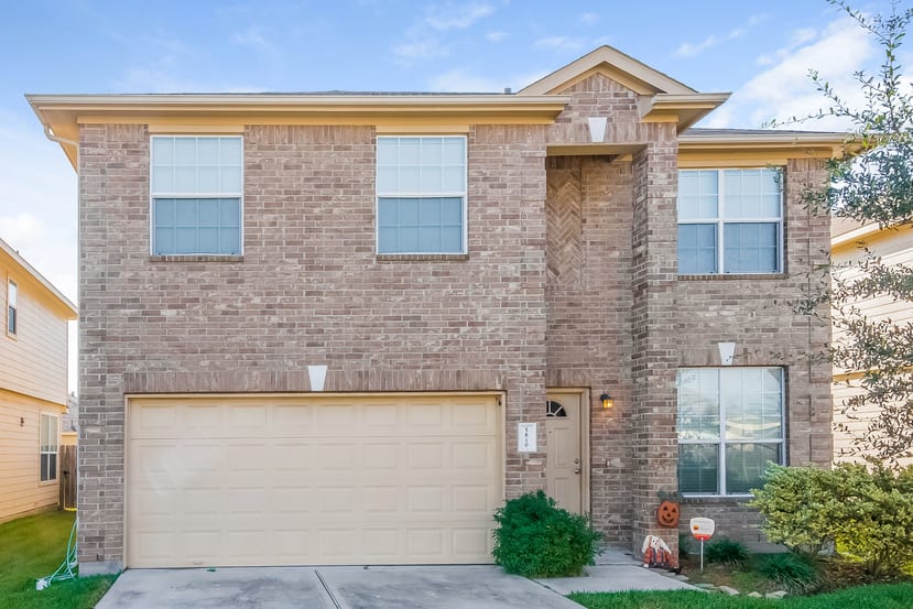 3-Bed House for Rent - 5810 Le Carpe Plantation Ct, Katy, TX