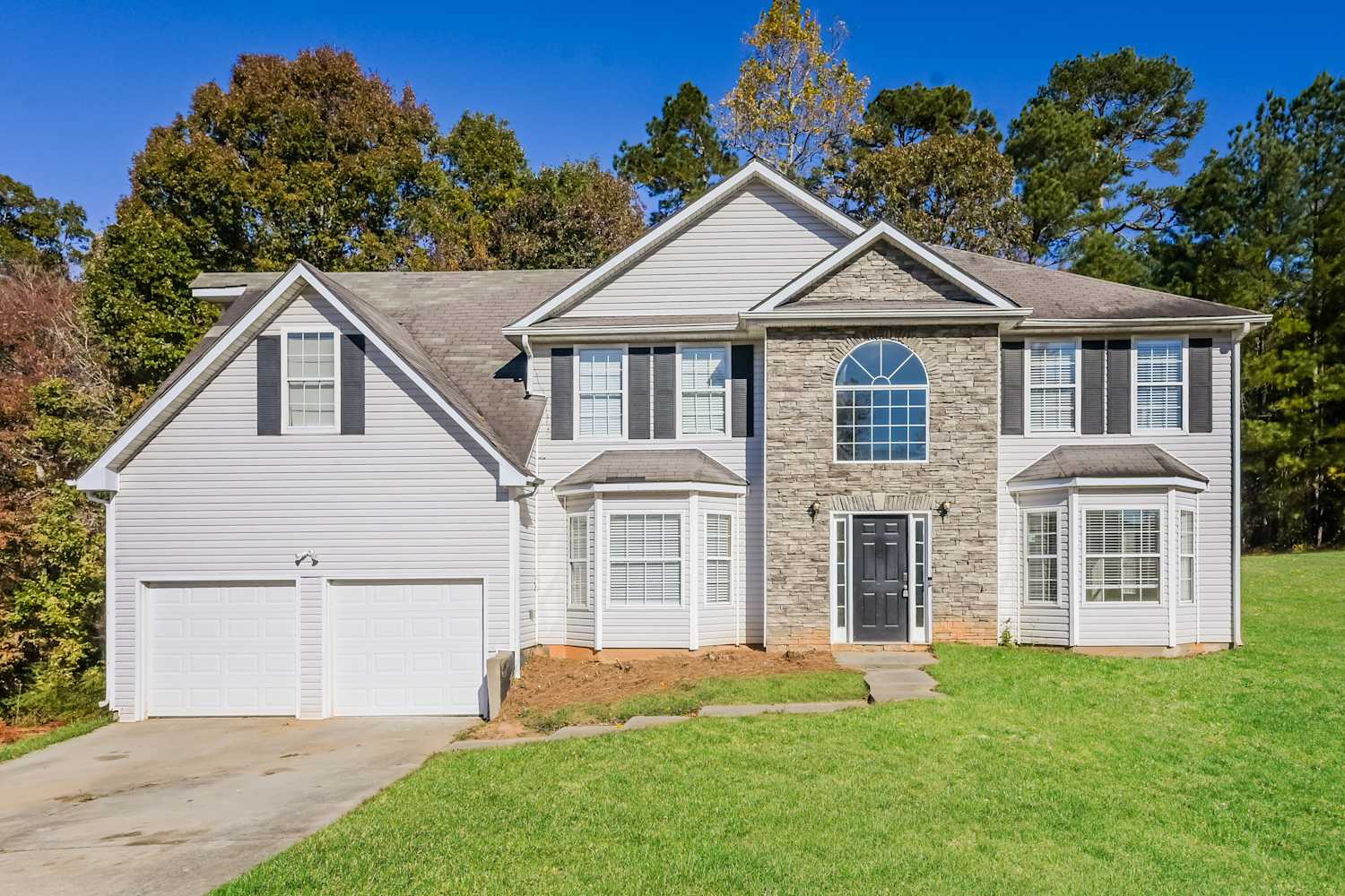 4 Bedroom House – 597 Lakewater View Dr, Stone Mountain, GA 30087