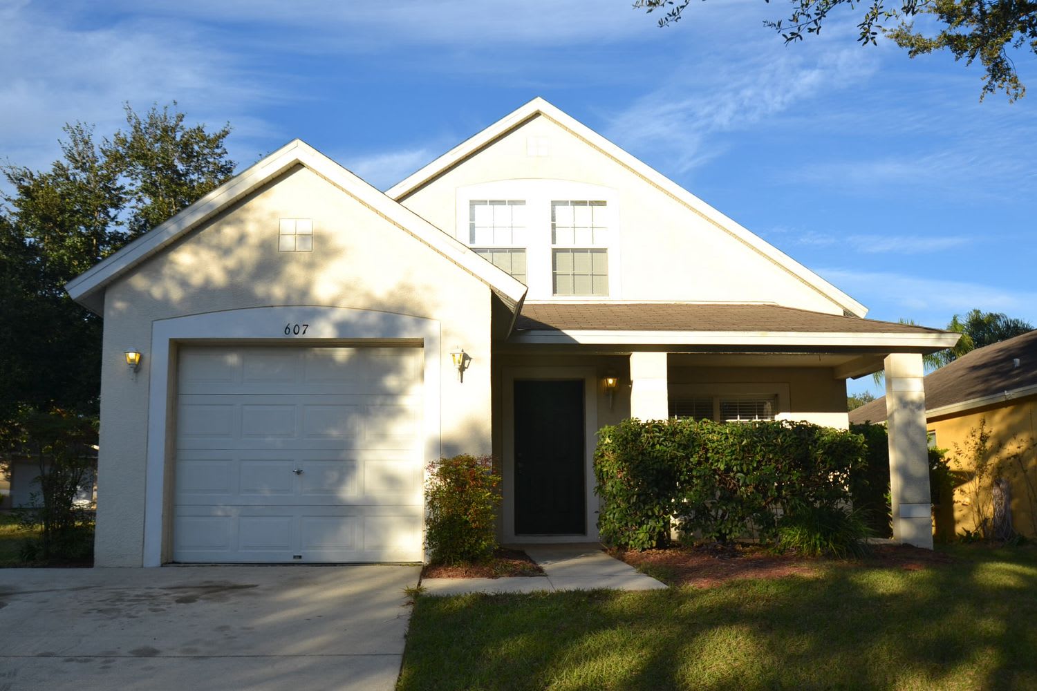 4-Bed House for Rent - 607 Cape Cod Cir, Valrico, FL