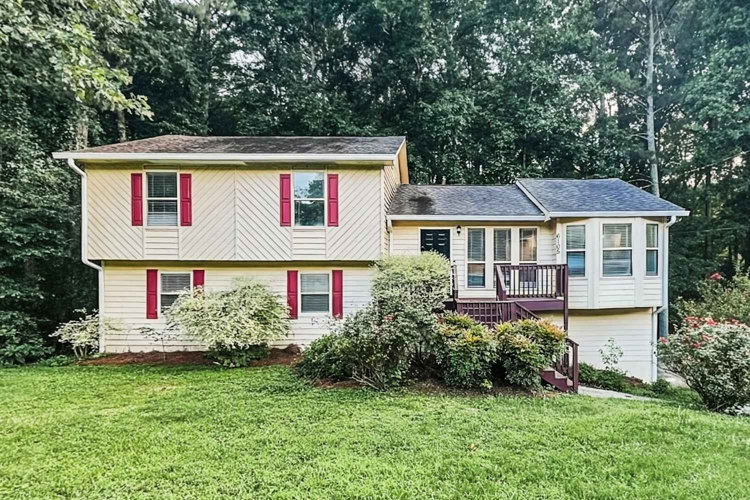 3-Bed House for Rent - 6105 Brook Ln, Acworth, GA