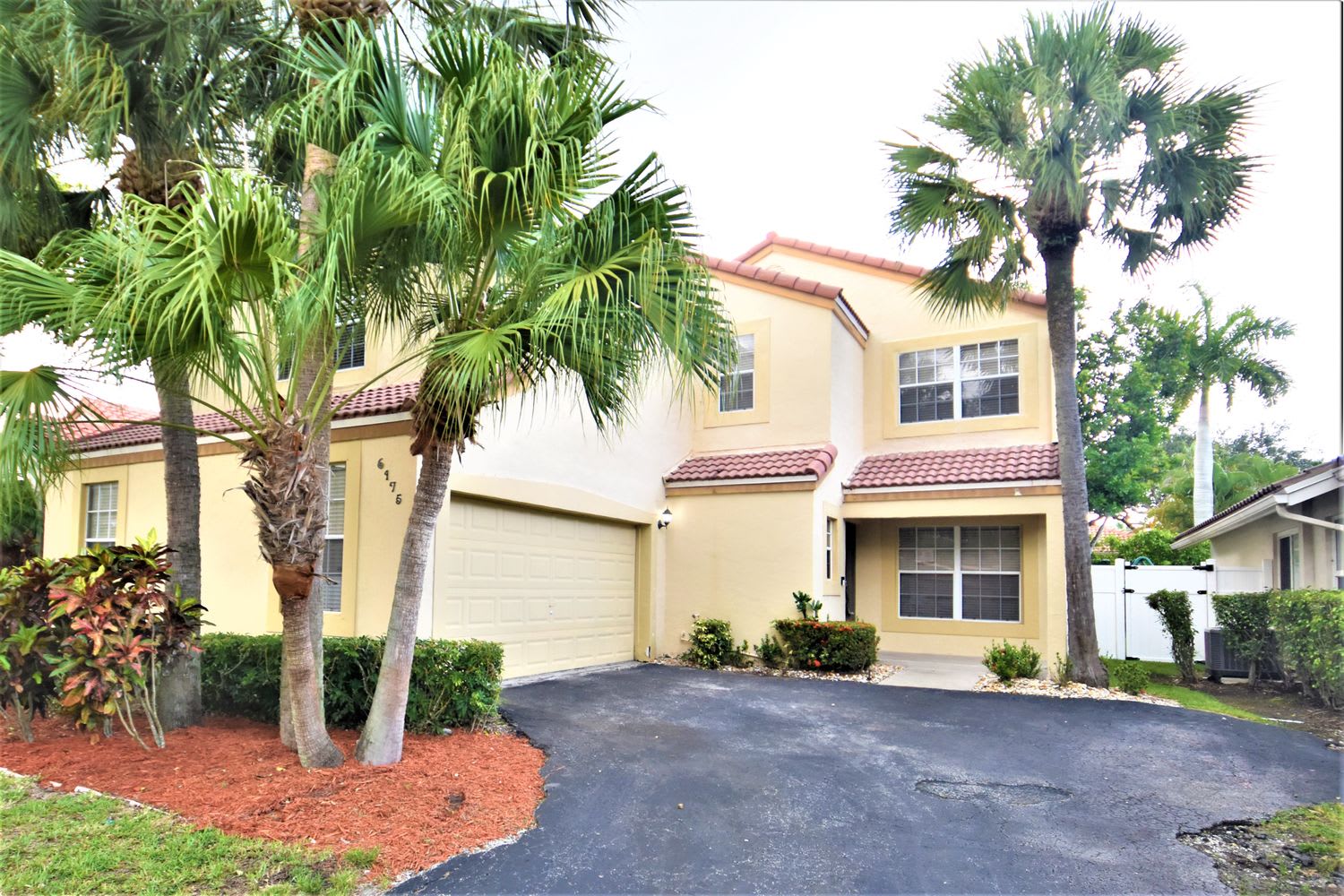 4-Bed House for Rent - 6175 NW 77th Pl, Parkland, FL