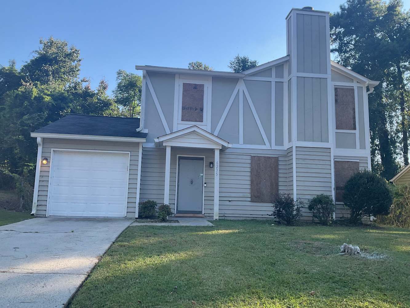 3 Bedroom House – 6235 Creekford Ln, Lithonia, GA 30058