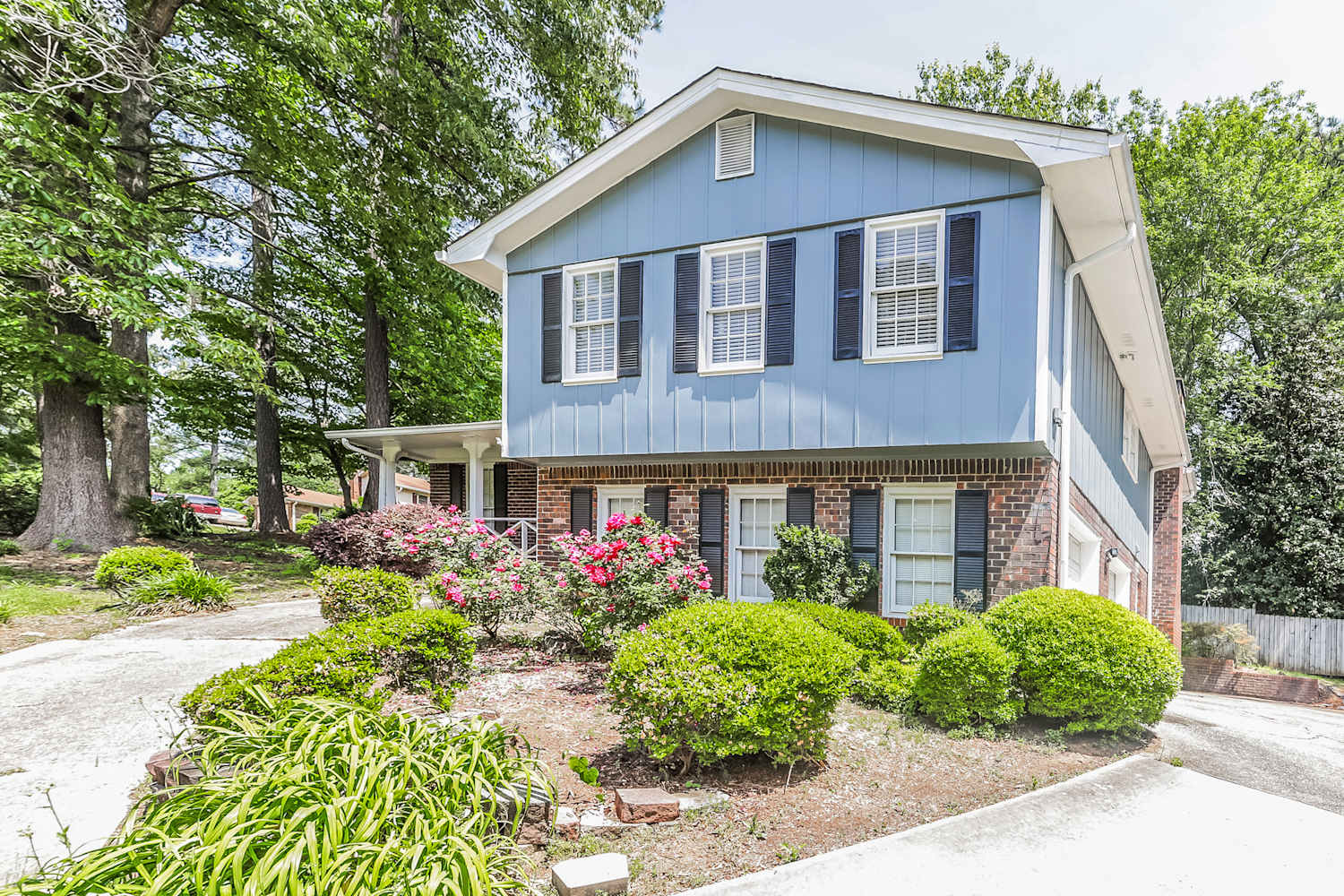 4-Bed Home at 633 Shannon Green Cir SW, Mableton