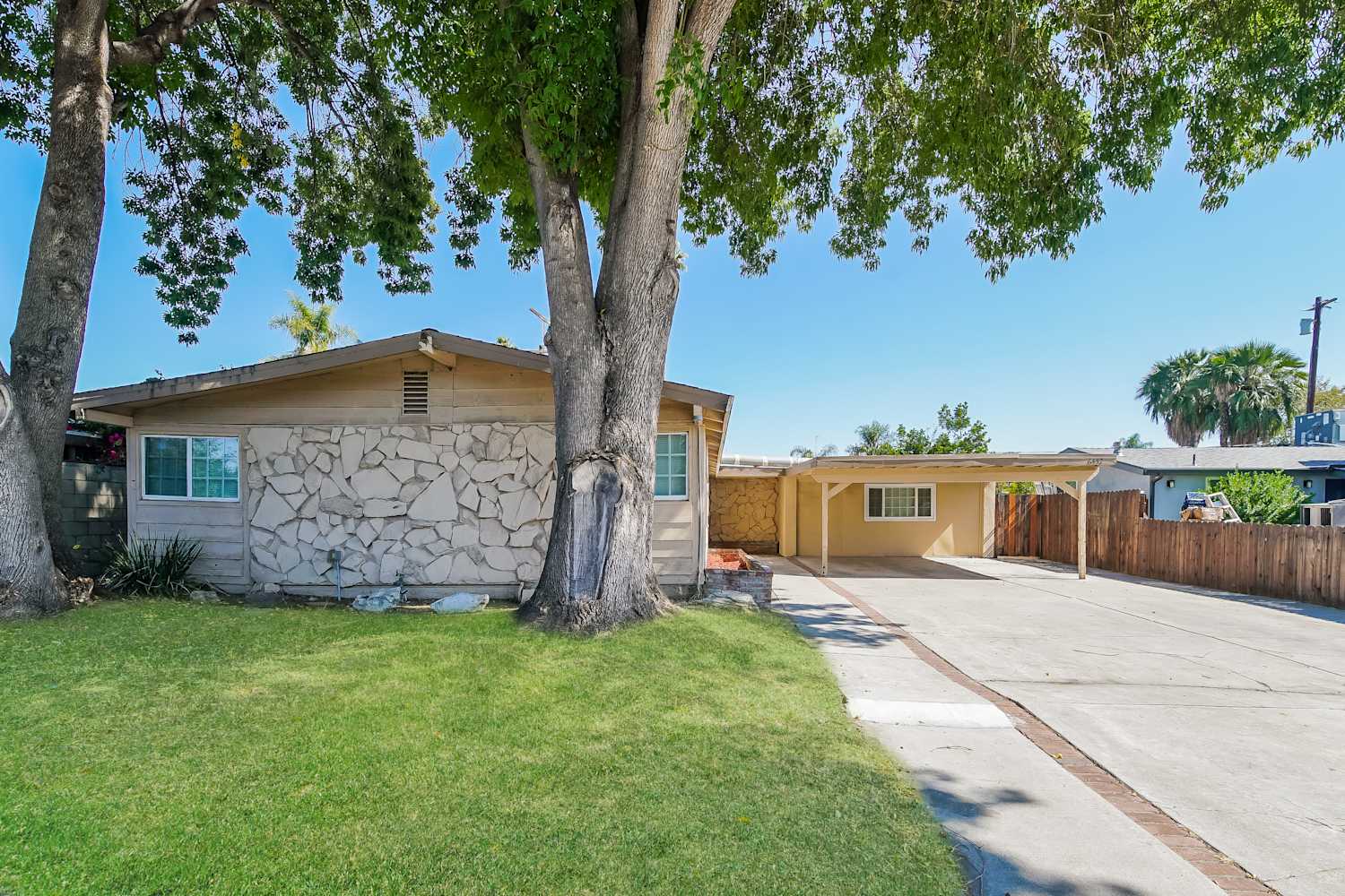 Affordable rental homes in Reseda, CA