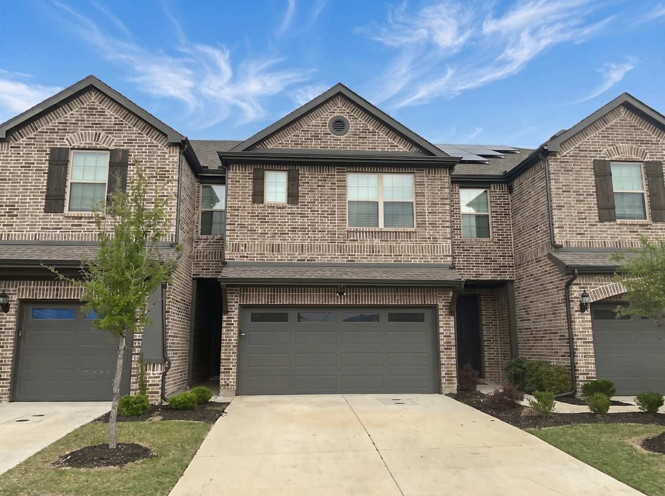 3-Bed Apartment in Bluebonnet Trail Townhomes, Arlington