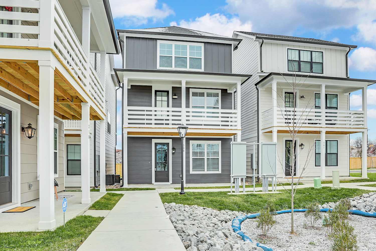 3-Bed House for Rent - 647 Vernon Ave #308, Nashville, TN