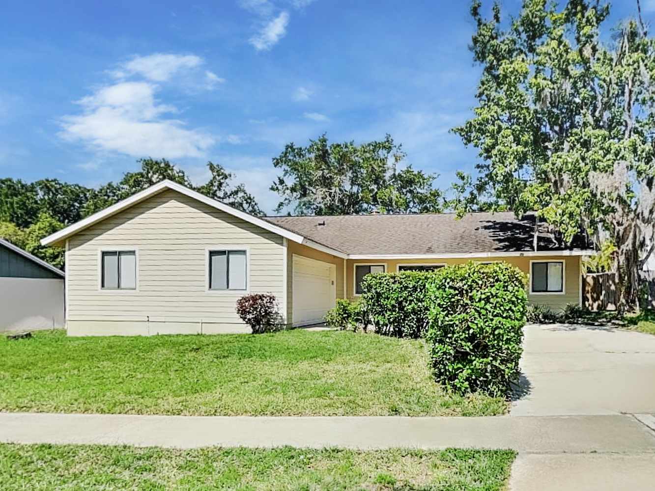 3-Bed Home at 650 Heather Brite Cir, Apopka