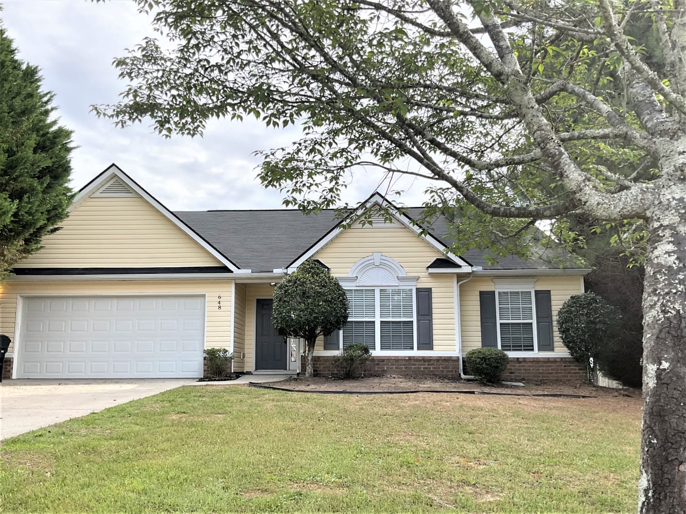 3 Bedroom House – 648 Mayfern Cir, Fairburn, GA 30213