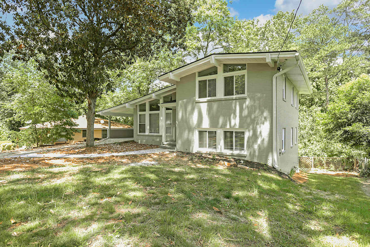 5 Bedroom House – 675 Albert St Nw, Atlanta, GA 30318